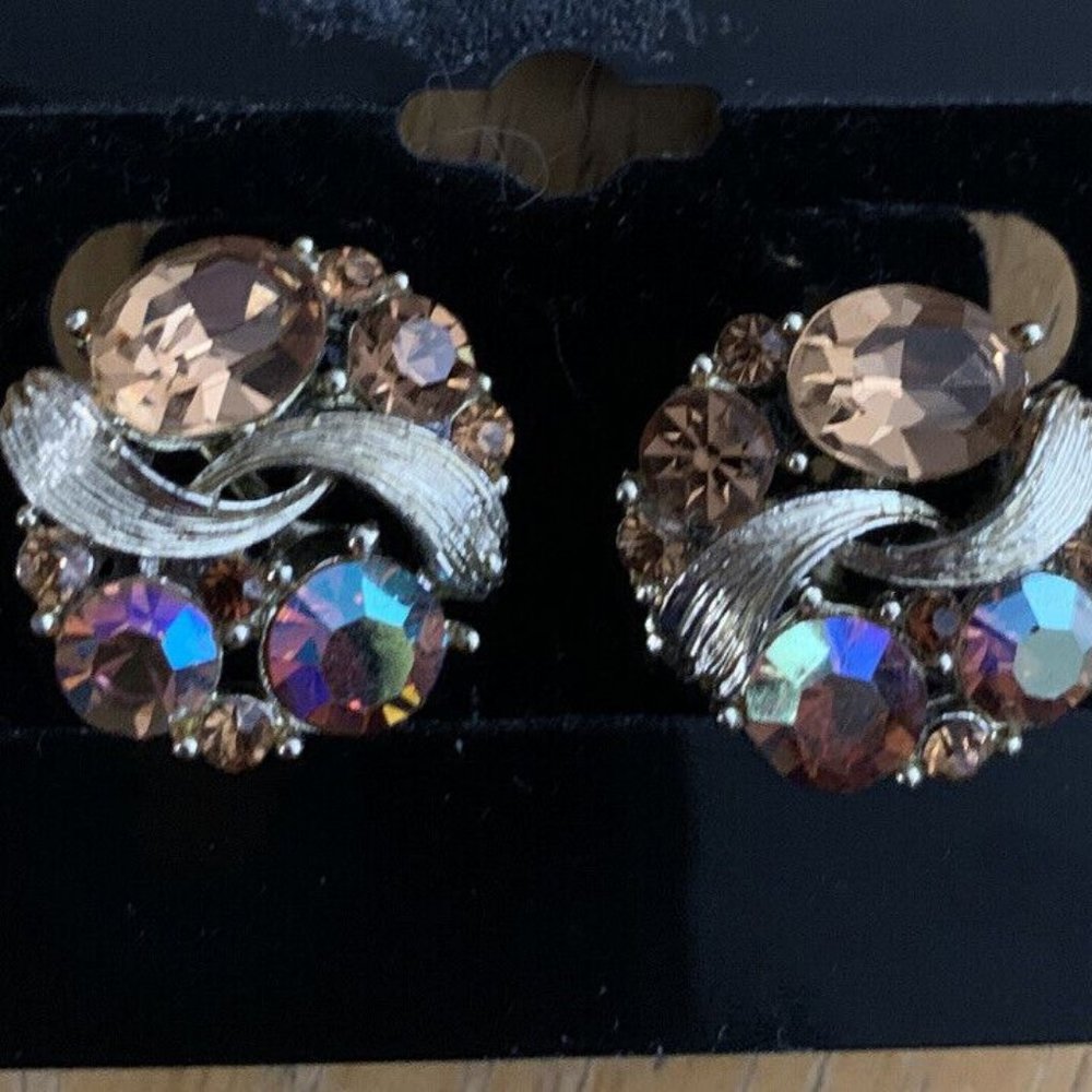 Lisner Aurora Borealis Earrings Screw Back Screwback Vintage